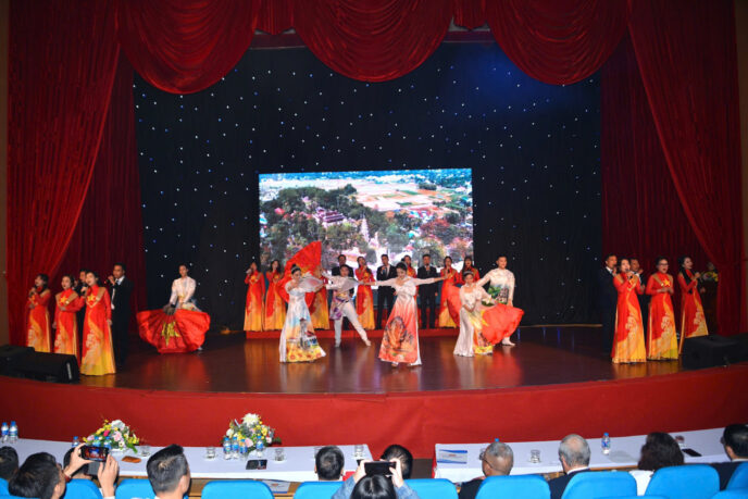 Liên hoan văn nghệ Luật sư Hà Nội năm 2024 – Chương trình chào mừng kỷ niệm 40 năm thành lập Đoàn Luật sư TP Hà Nội đã thành công tốt đẹp 7 58c278d3a5a91cf745b8